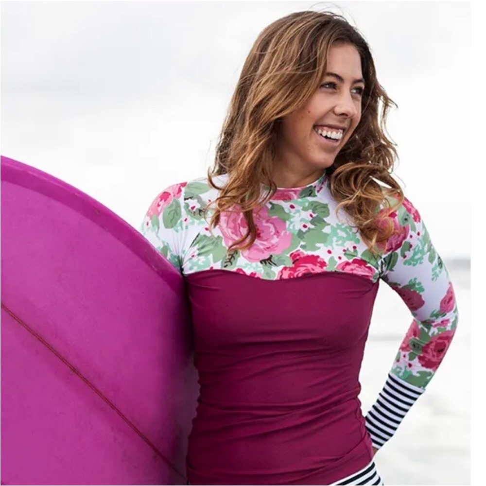 Seea hermosa vintage rose rash guard size large ISO